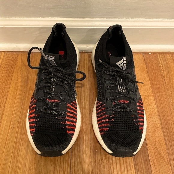 Adidas Pulse Boost HD Sneakers - Size 9.5 - Good Condition - Picture 4 of 6
